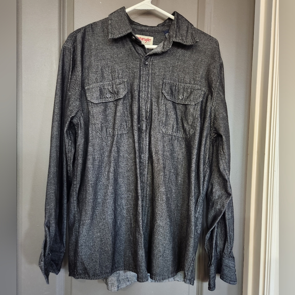 Mens black / grey denim wrangler button up shirt with pockets medium